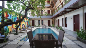 RedDoorz near Legian Street